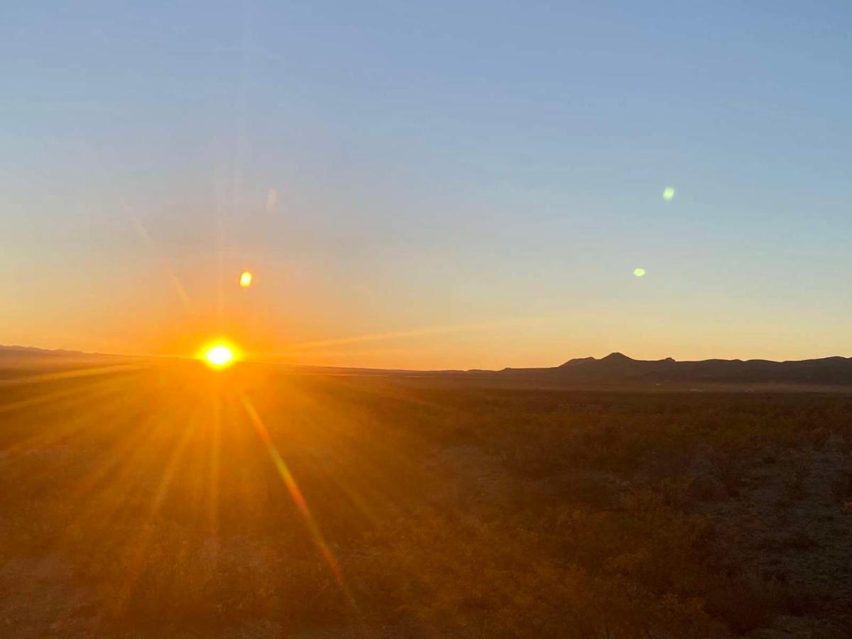 Camping At Desert Gardens Oasis In Lobo, Tx Van Horn Bagian luar foto