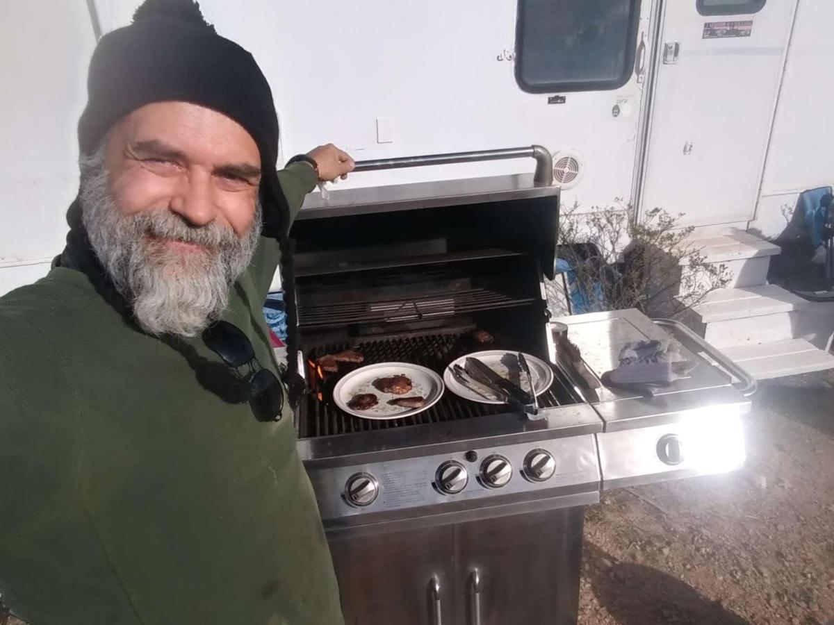 Camping At Desert Gardens Oasis In Lobo, Tx Van Horn Bagian luar foto